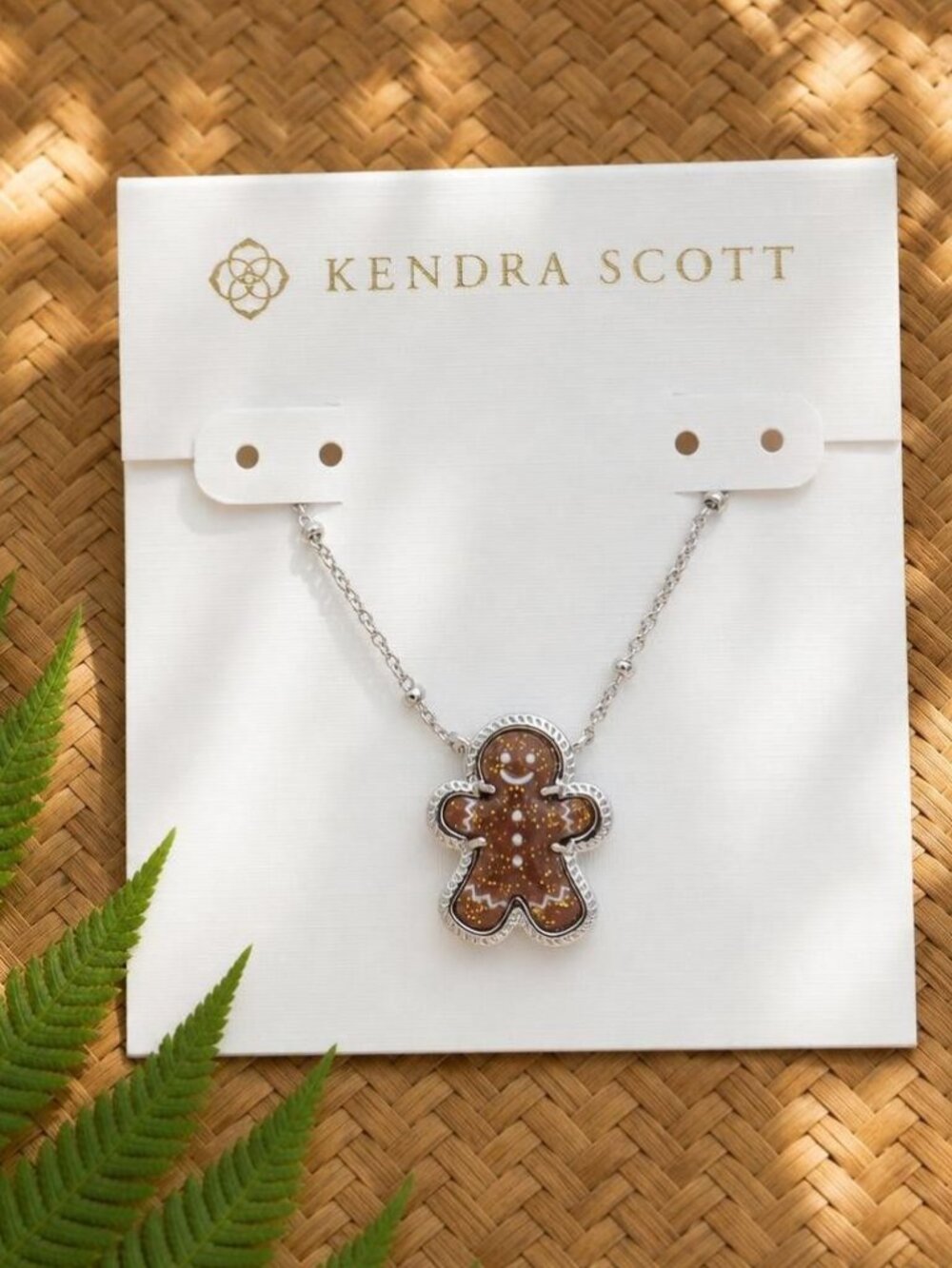 Kendra Scott Gingerbread Silver Short Pendant Necklace